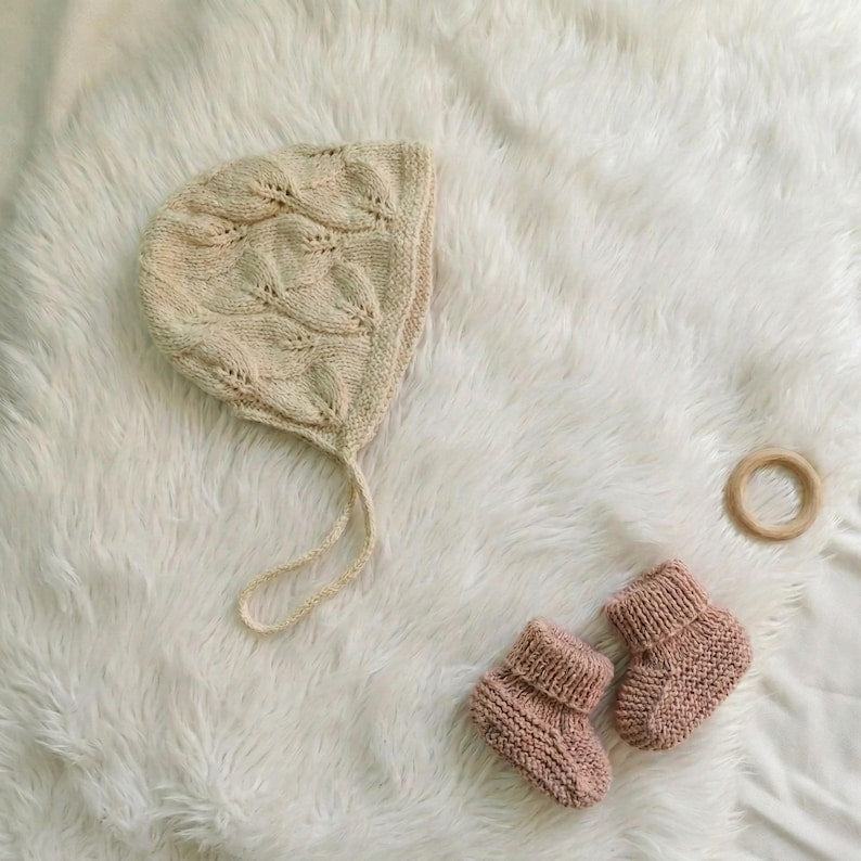 KnitJoy Handmade Merino Wool Baby Set – Cozy Cardigan, Pants, Hat & Booties for Baby Girls
